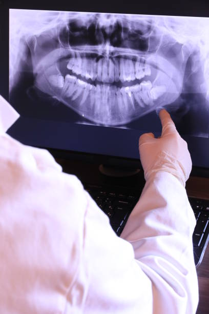 Best Cracked Tooth Emergency Dentist  in Lake Grove, NY